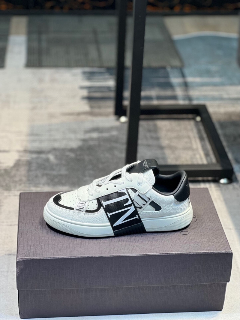 Valentino Sneakers